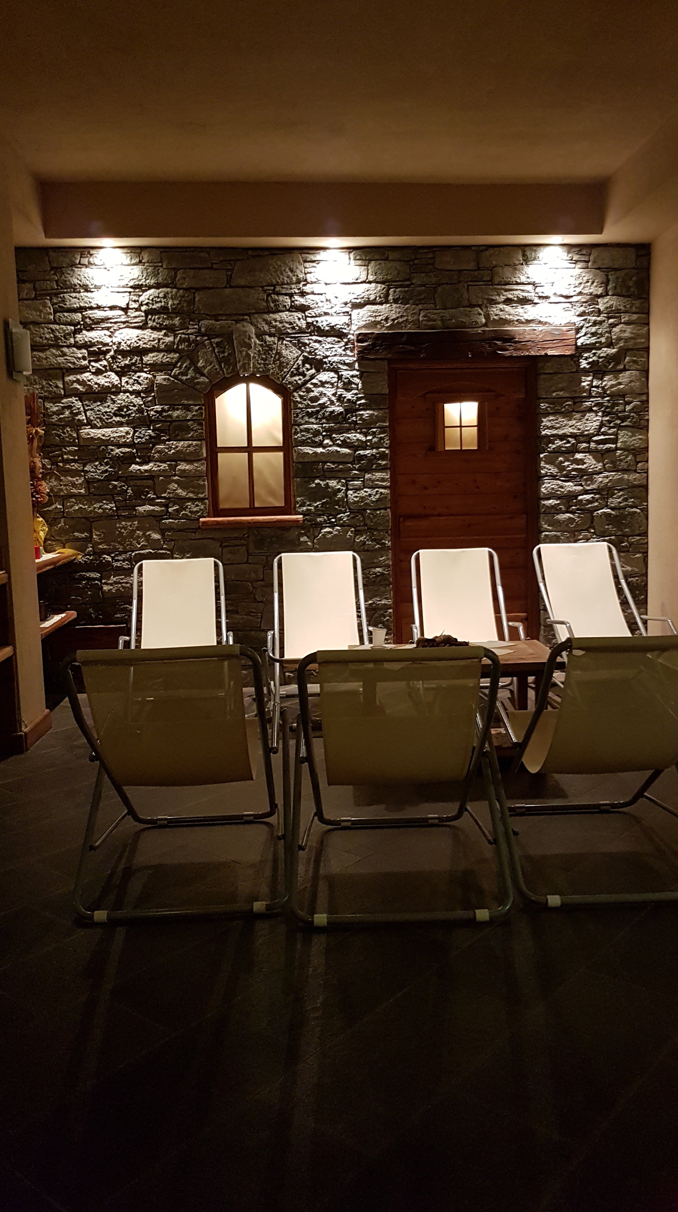 Hotel La Rocca Sport & Benessere-泳池