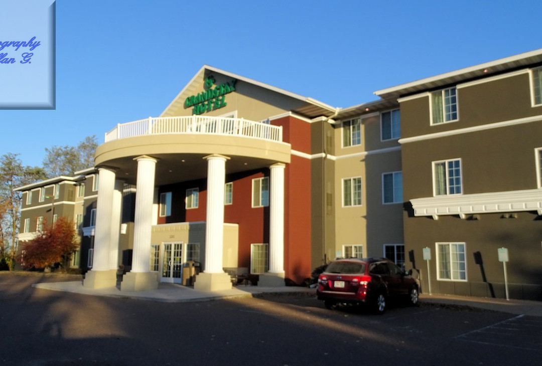 GrandStay Residential Suites Hotel Eau Claire主图