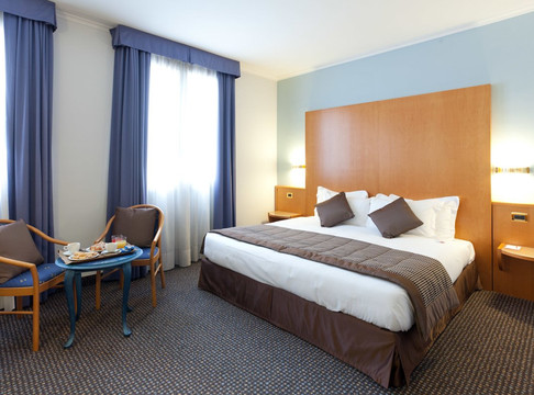 UNA HOTELS Occhiobello主图