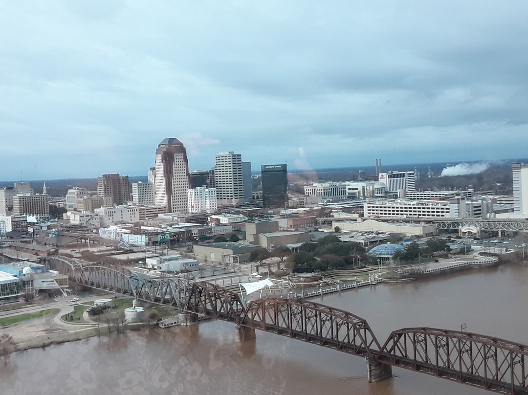 伯锡尔城马蹄铁酒店主图