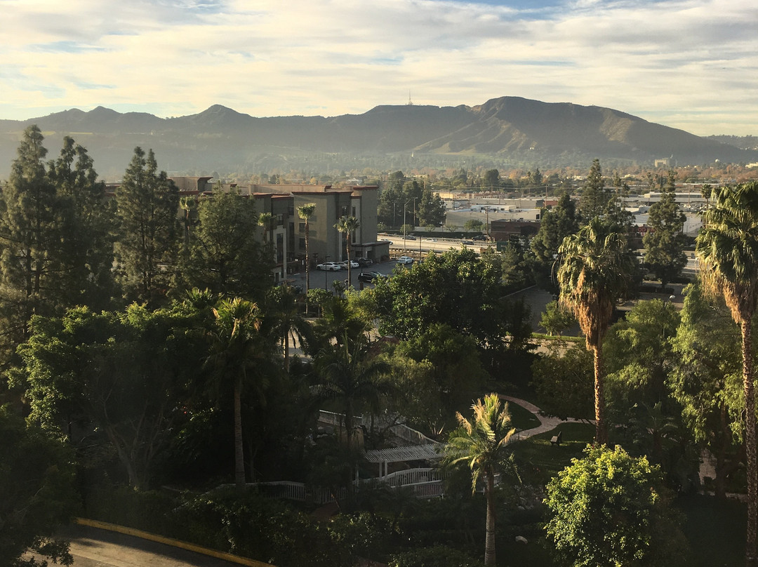 伯班克媒体中心假日酒店主图