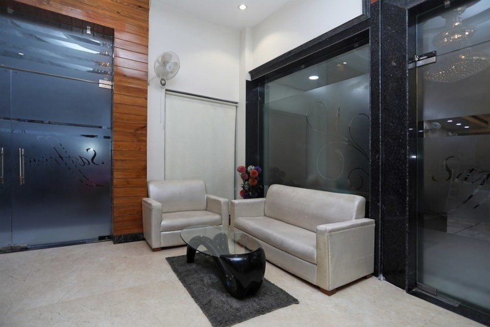 Collection O Ashoka Chowk主图