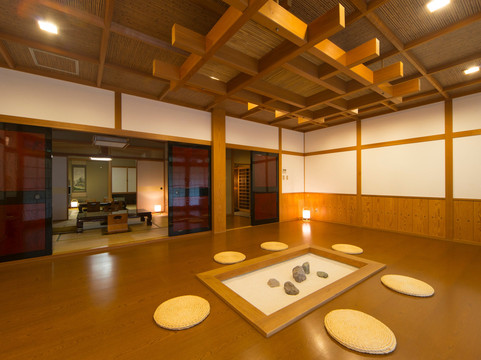 溪流温泉 桂山莊主图