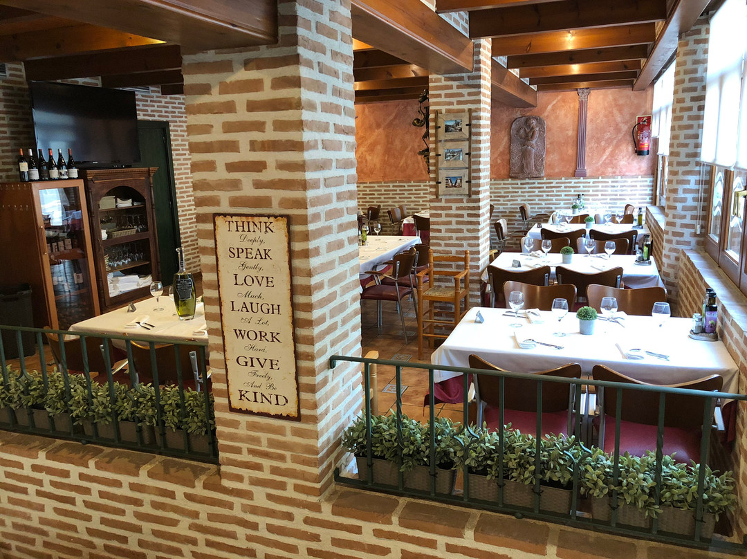 普拉特哈达罗餐馆和美食-Pizzeria Roma