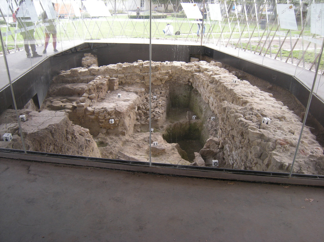 Archäologische Vitrine-亚琛必去景点