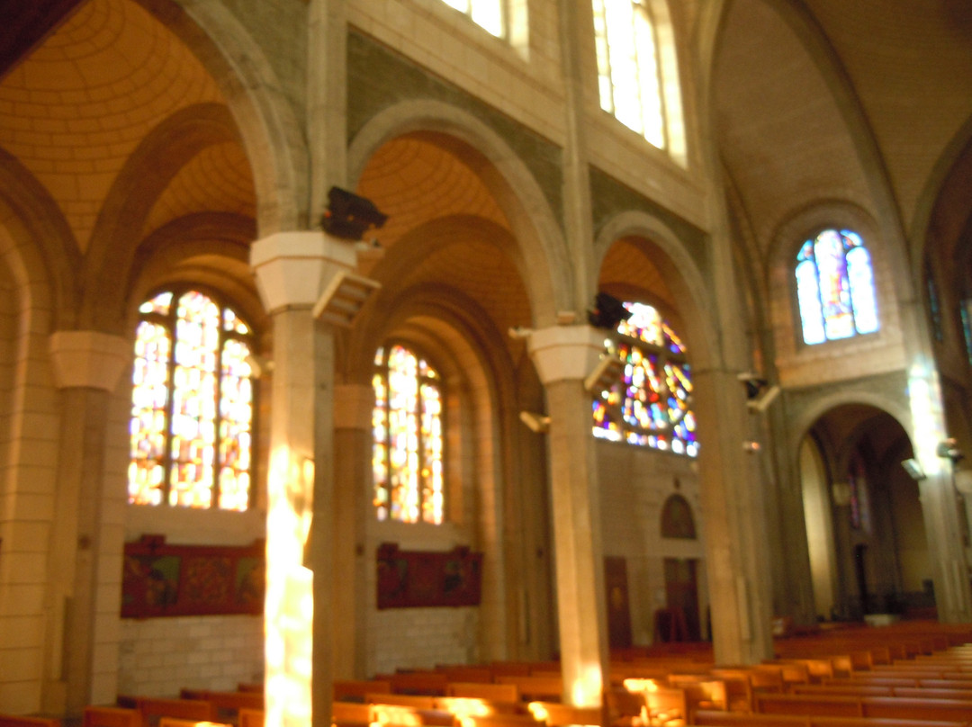 Église Notre-Dame-de-Lourdes景点图片