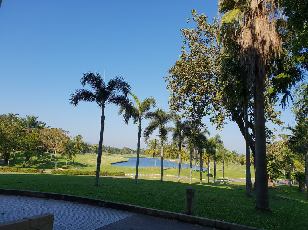 Khao Kheow Country Club-是拉差必去景点