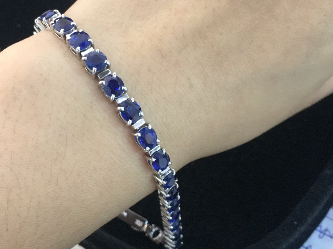 Pucca Goldsmith and Jewellery-仰光必去景点