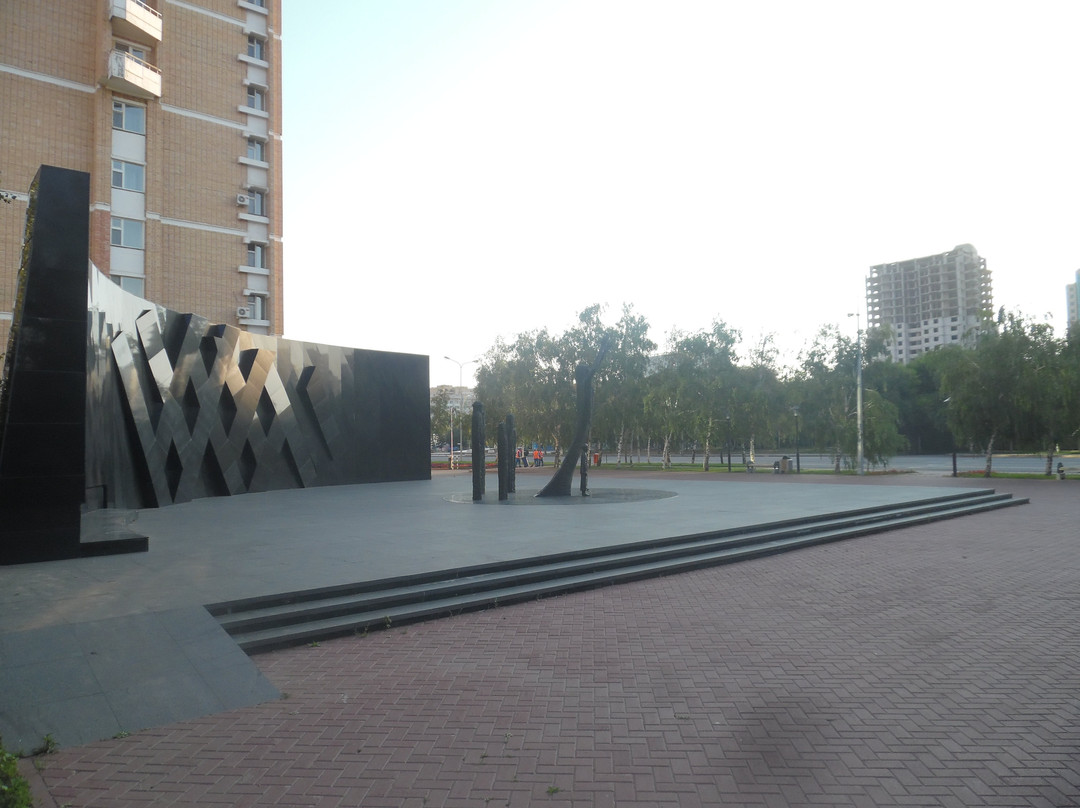 Monument to the Victims of Famine-努尔苏丹必去景点