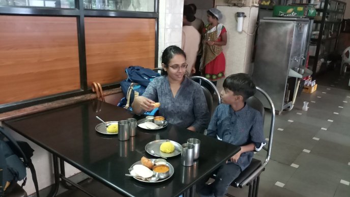 Hotel Pandurang International-浴室