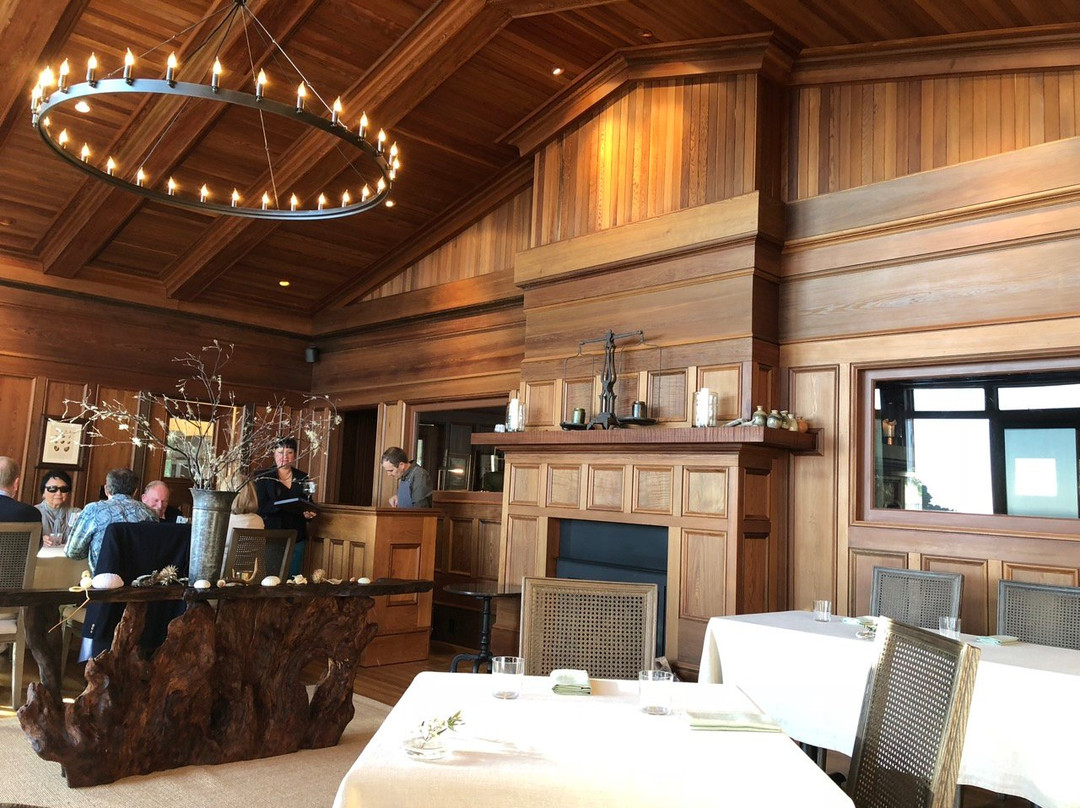 The Harbor House Inn主图