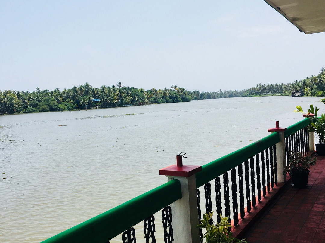 Green Channel Backwater Resort主图