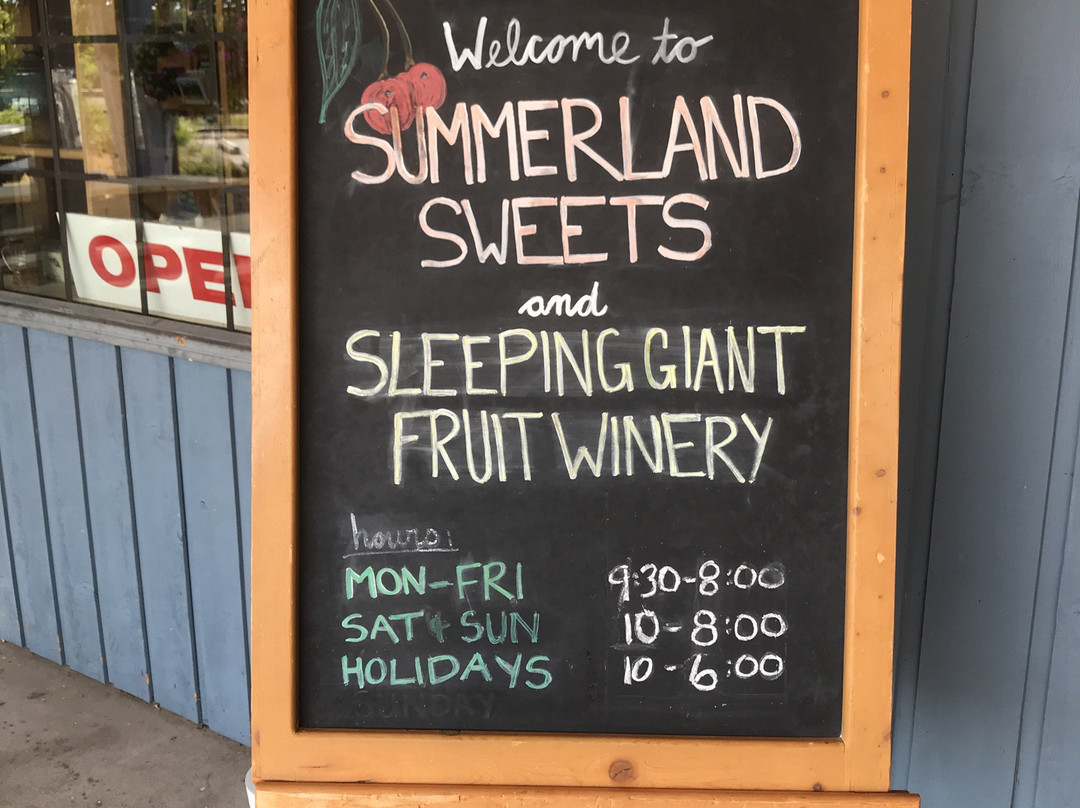 Sleeping Giant Fruit Winery景点图片