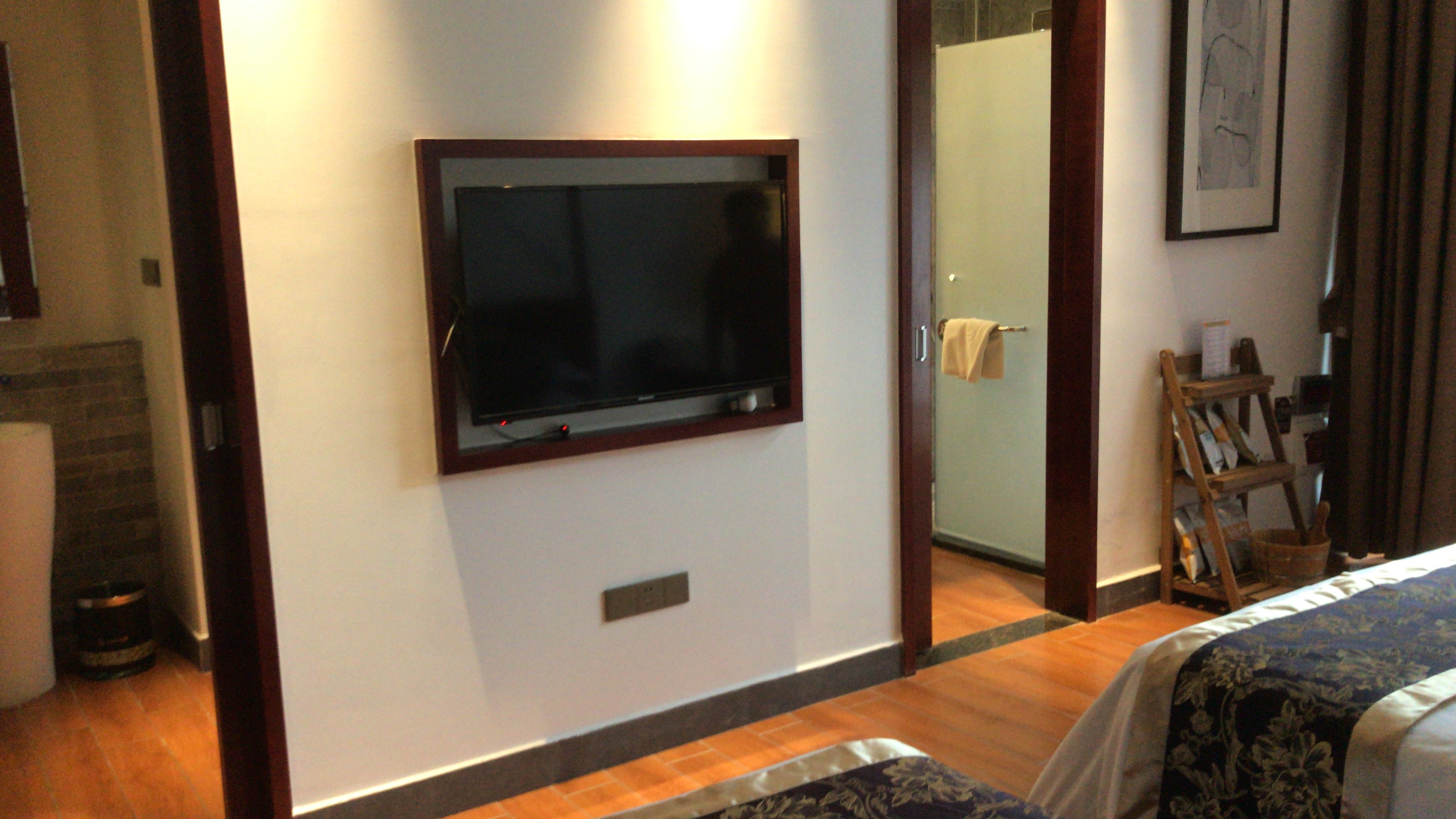 海丰水底山温泉庄园-官方