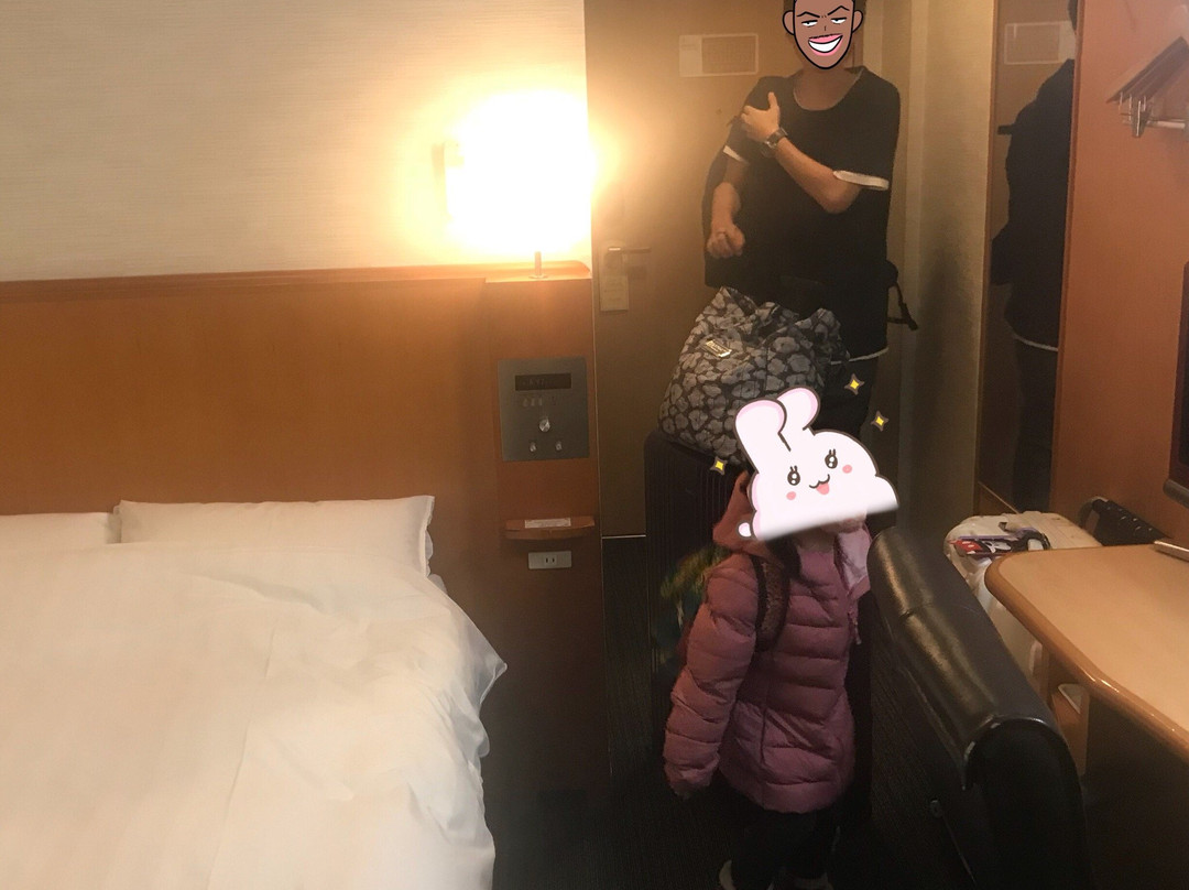 Fine Days Hotel主图