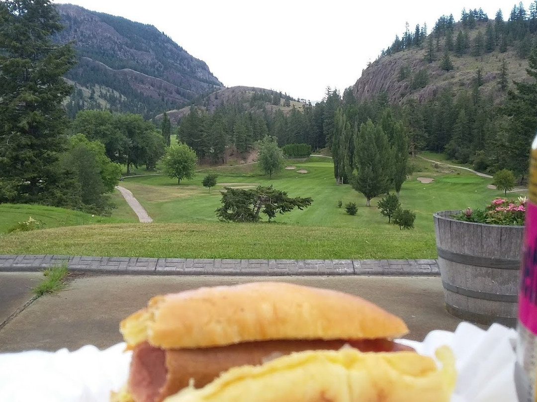 Twin Lakes Golf Course景点图片