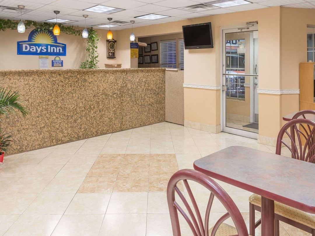 Days Inn by Wyndham Waycross主图