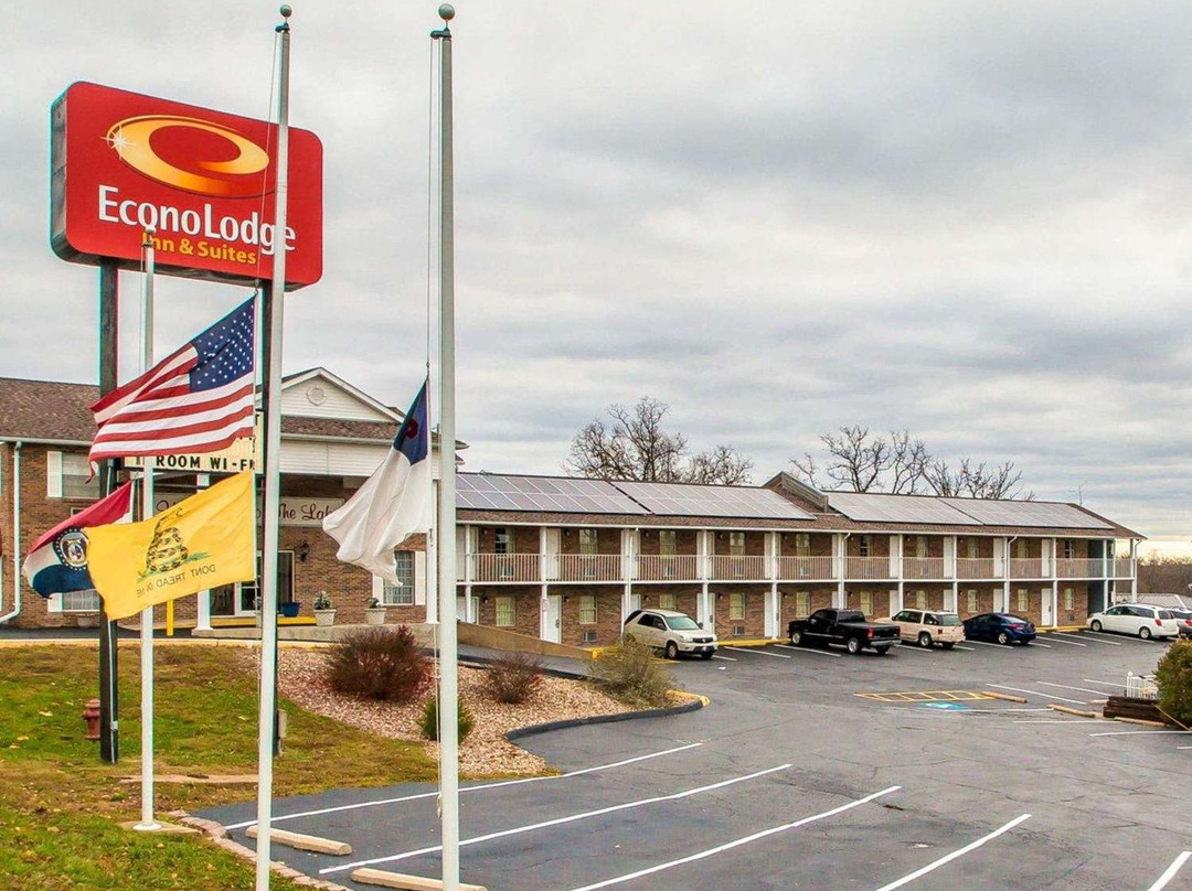 Schmidt's Creek Hotel主图