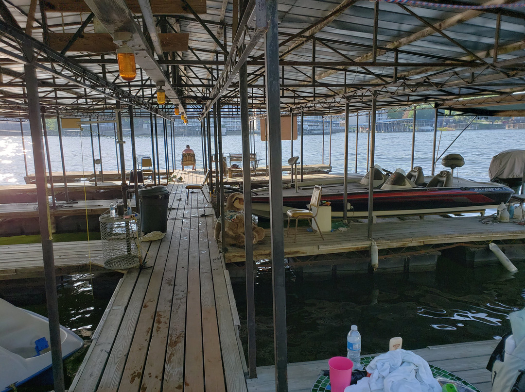 Clover Leaf Bay Resort
