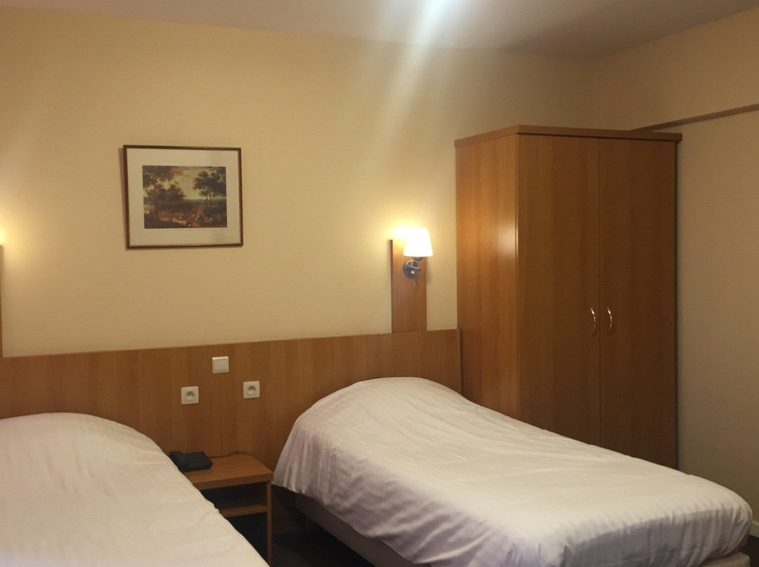 Hotel Bristol International主图