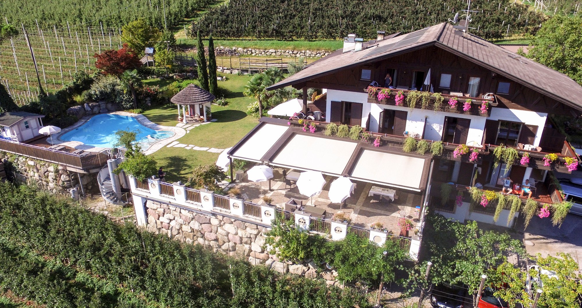 Hotel & Appartamento Valtnaungut-官方