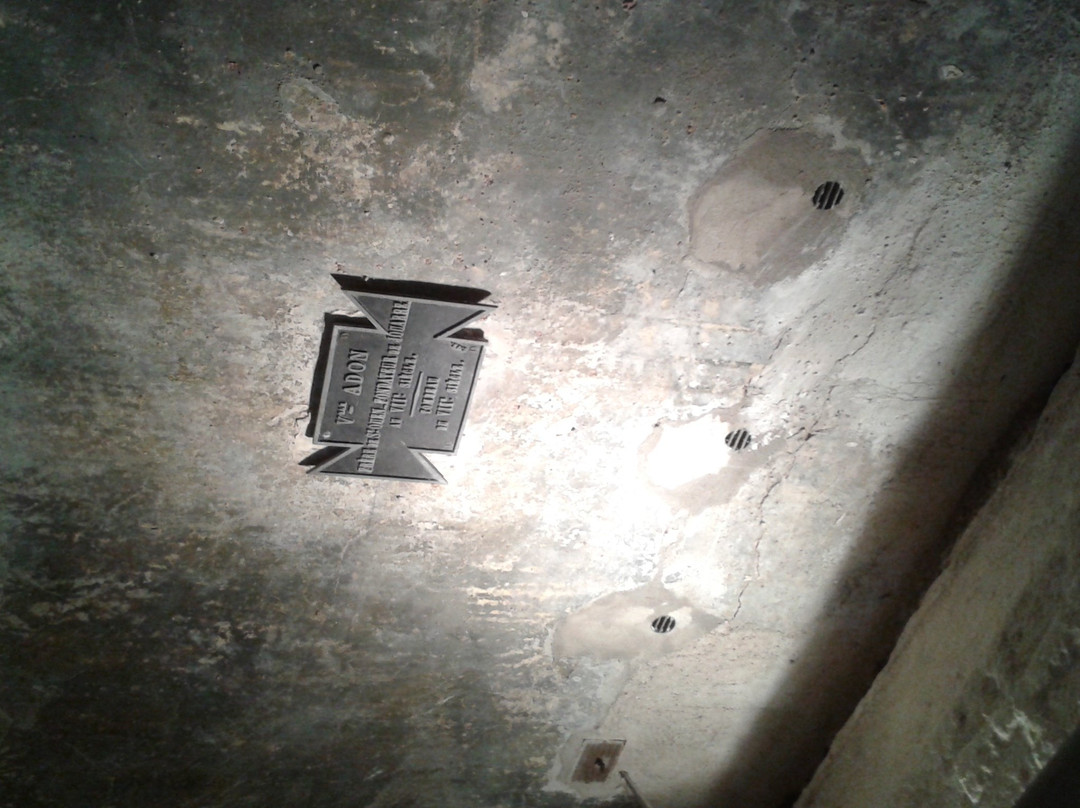 Crypte Saint Paul景点图片