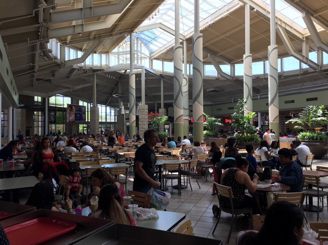 Alderwood Mall-林伍德必去景点