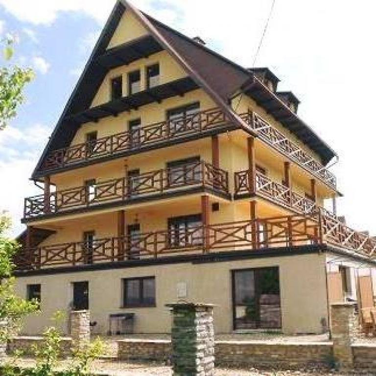 Czorsztyn酒店住宿-Willa Dwa Zamki