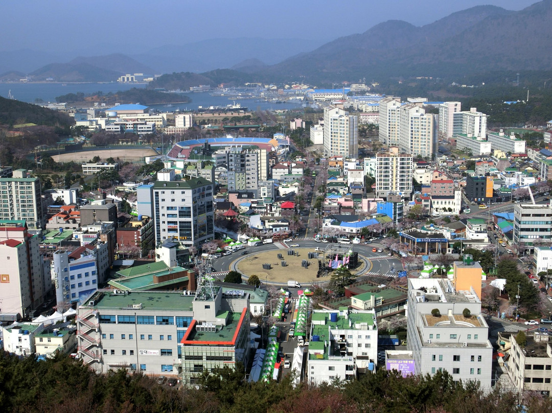 Jehwangsan Park-昌原市必去景点
