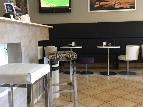 bar caffe la gioconda-马扎拉－德尔瓦洛必去景点