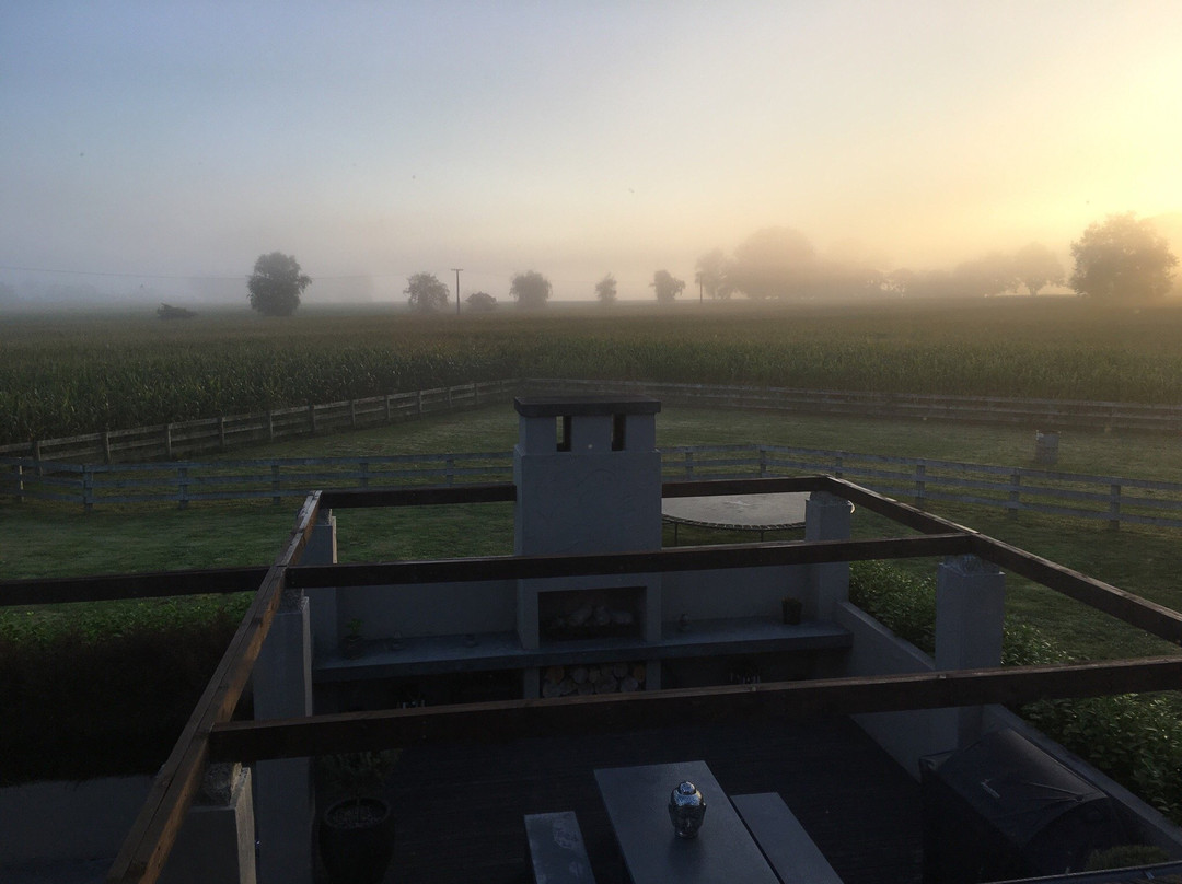 Nourish Bed and Breakfast主图