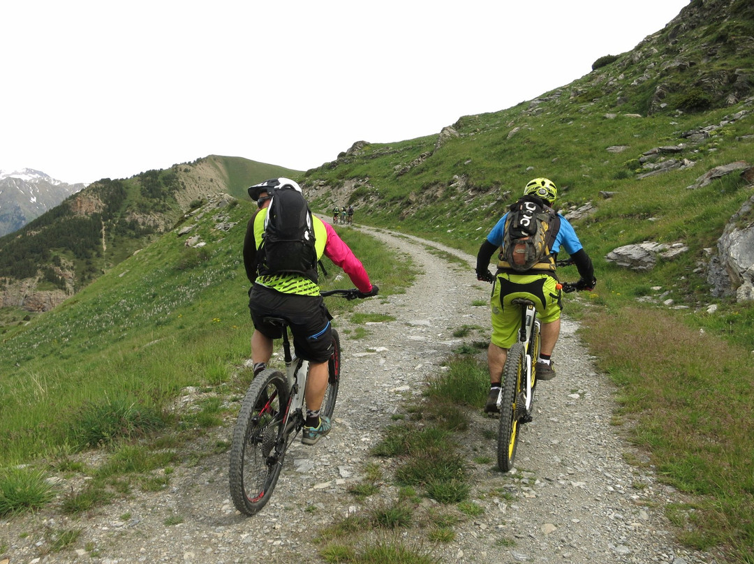 Inizia Bike Travel景点图片