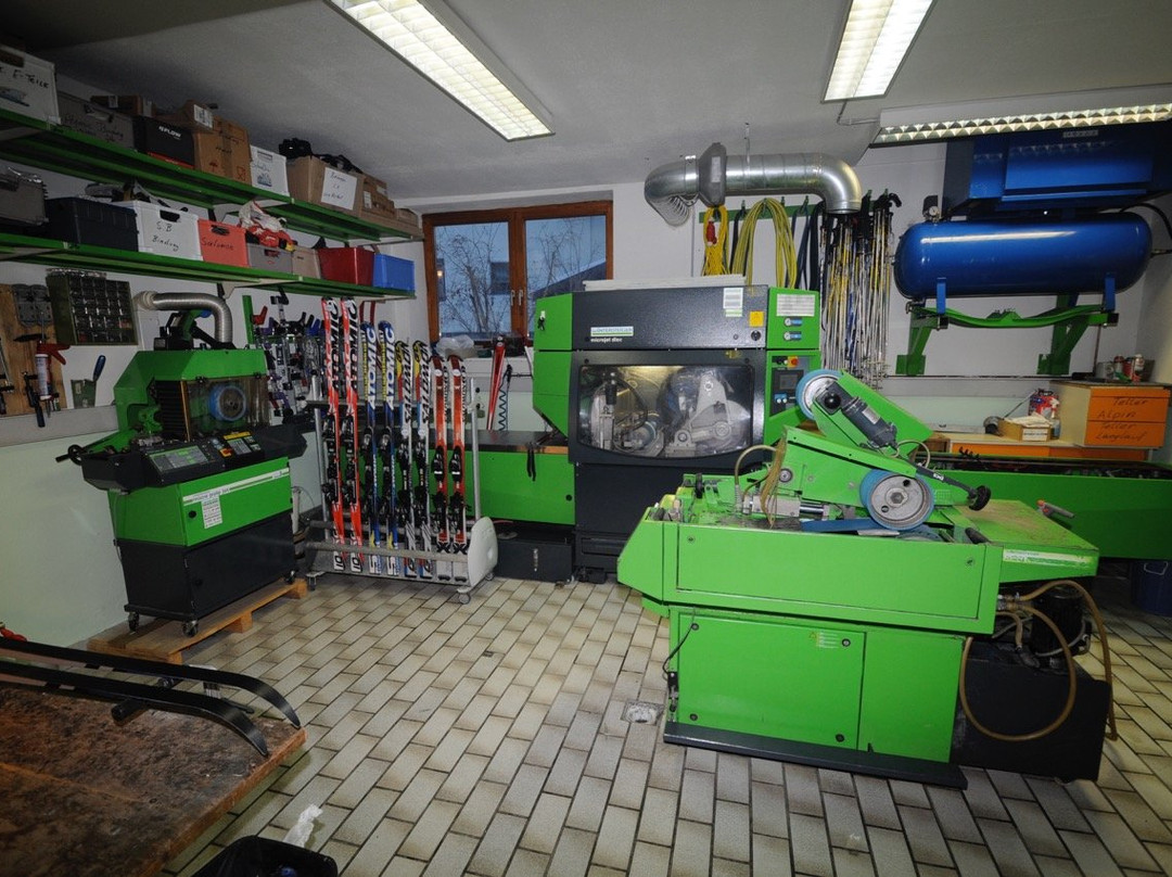 Ski Rent Seefeld Skiverleih & Service景点图片