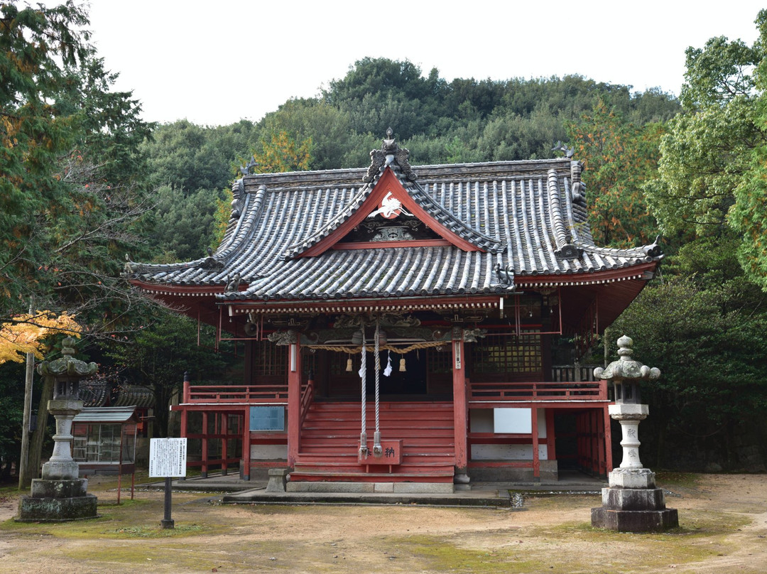 Kojozan Inatomi Inari Shrine-笠冈市必去景点