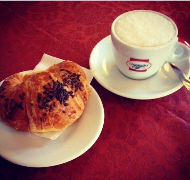 Sally Café景点图片