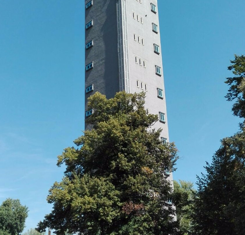Aussichtsturm - Stadtpark Rotehorn-马格德堡必去景点