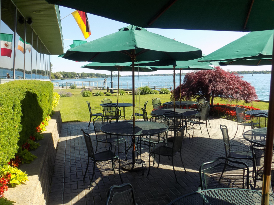 Saint Clair餐馆和美食-The Voyageur