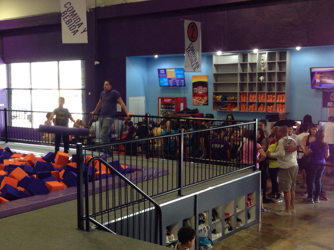 Altitude Trampoline Park-Gurabo必去景点