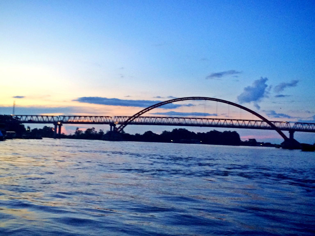 Kahayan Bridge-帕朗卡拉亚必去景点