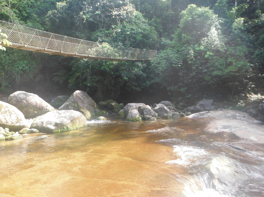 Lage Waterfall-伊利亚贝拉必去景点