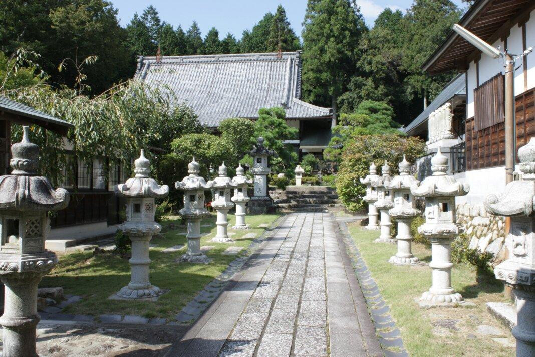 Ryugo-ji Temple-惠那市必去景点
