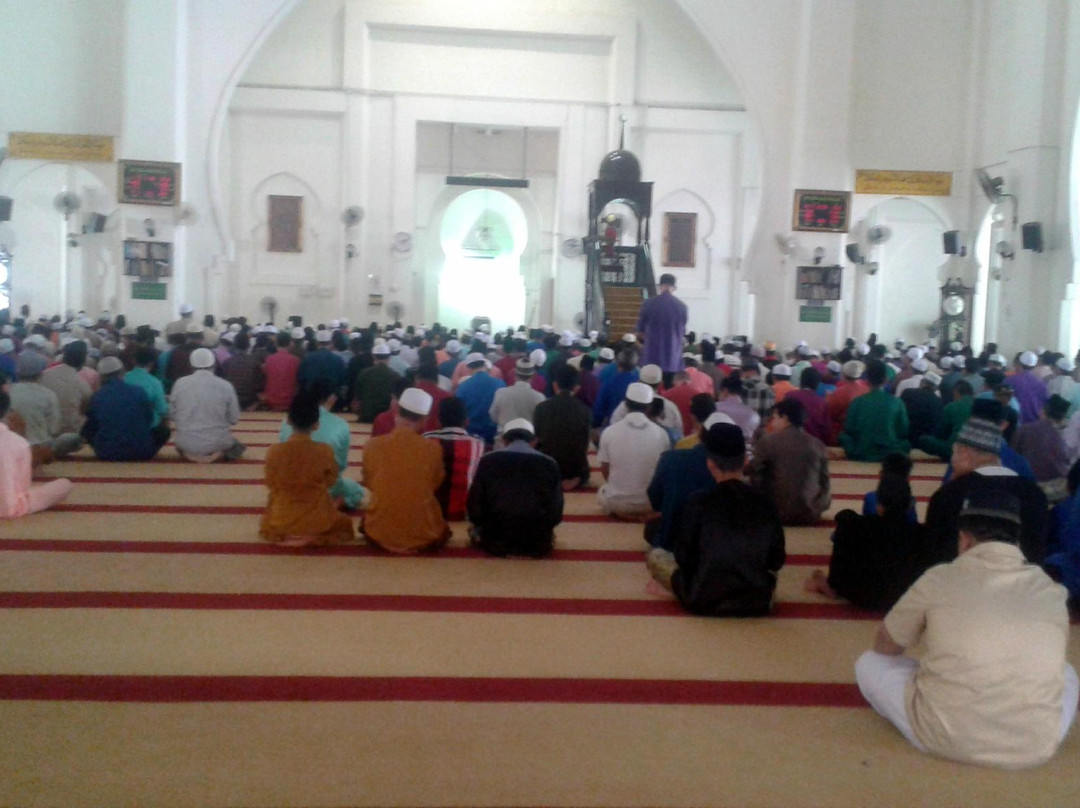 Masjid Sultan Muzaffar Syah-双溪大年必去景点