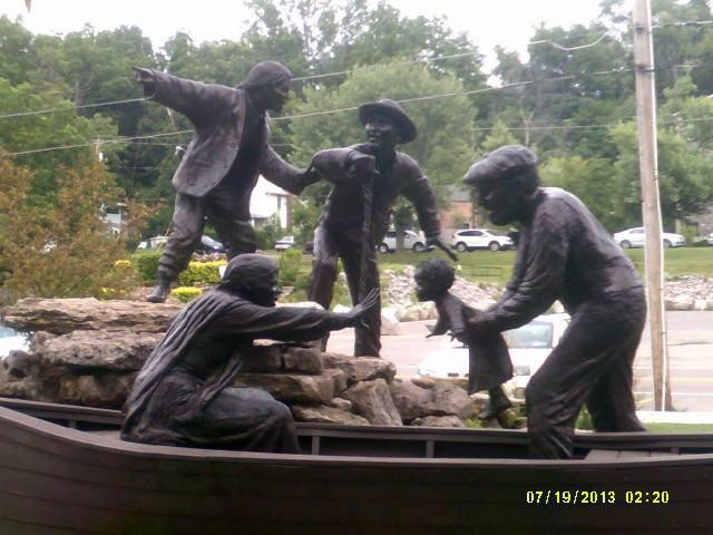 Freedom Crossing Monument-Lewiston必去景点