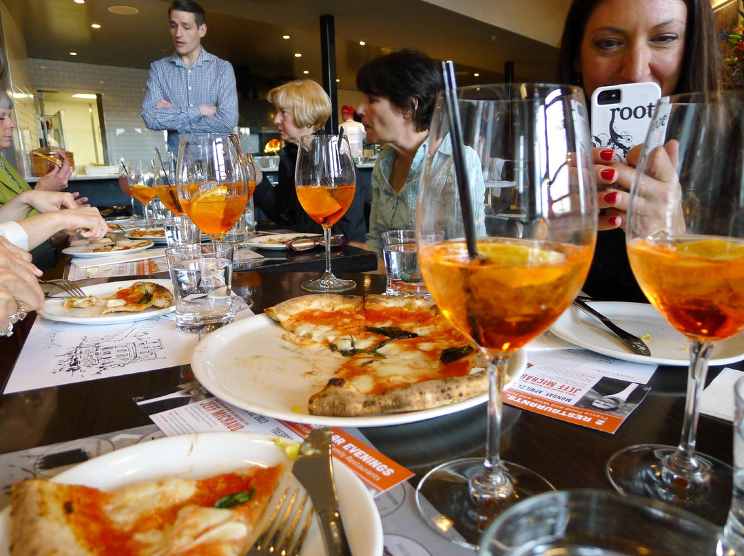 Local Table Tours-博尔德必去景点