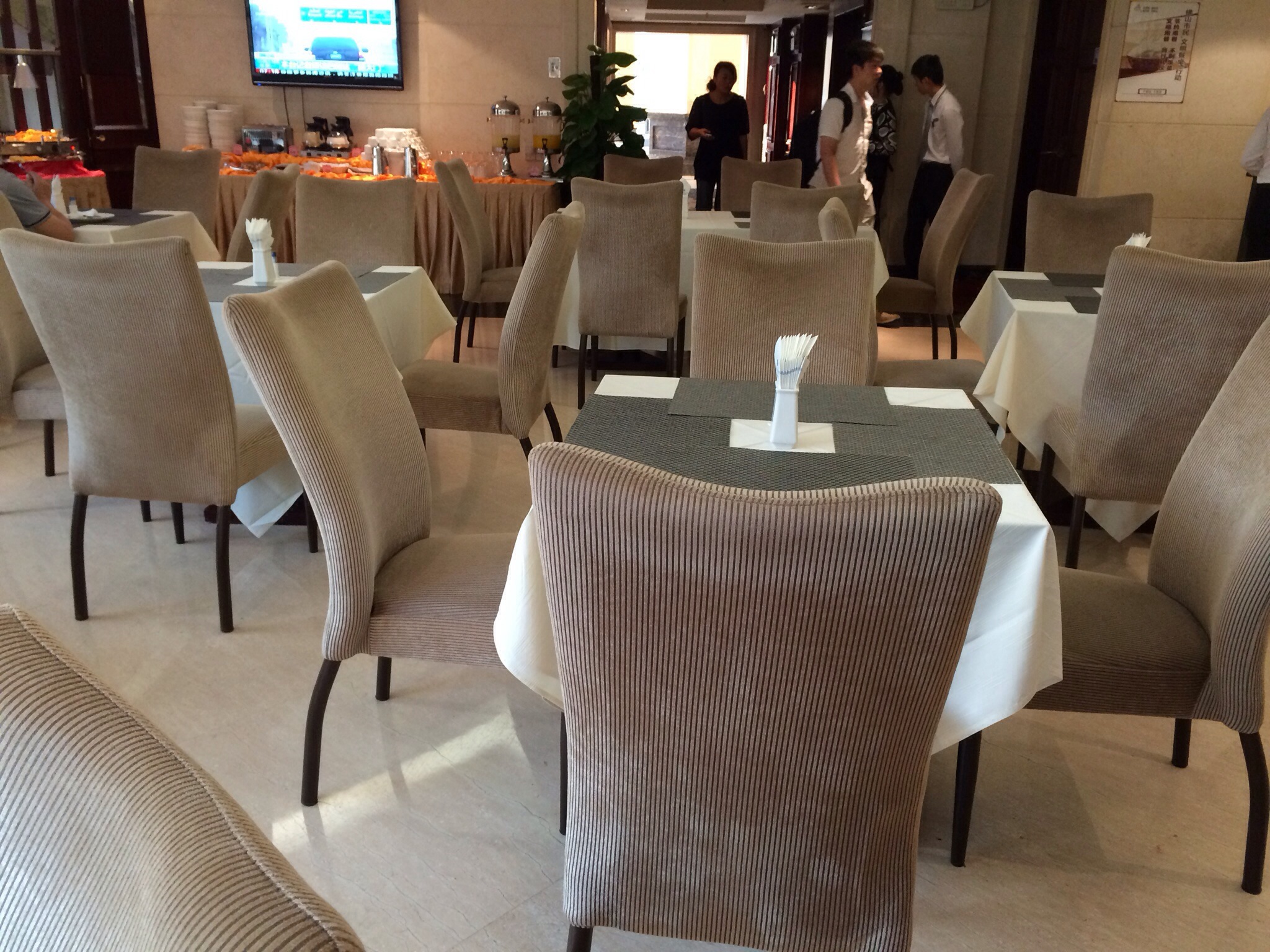 银濠假日酒店 -客卧