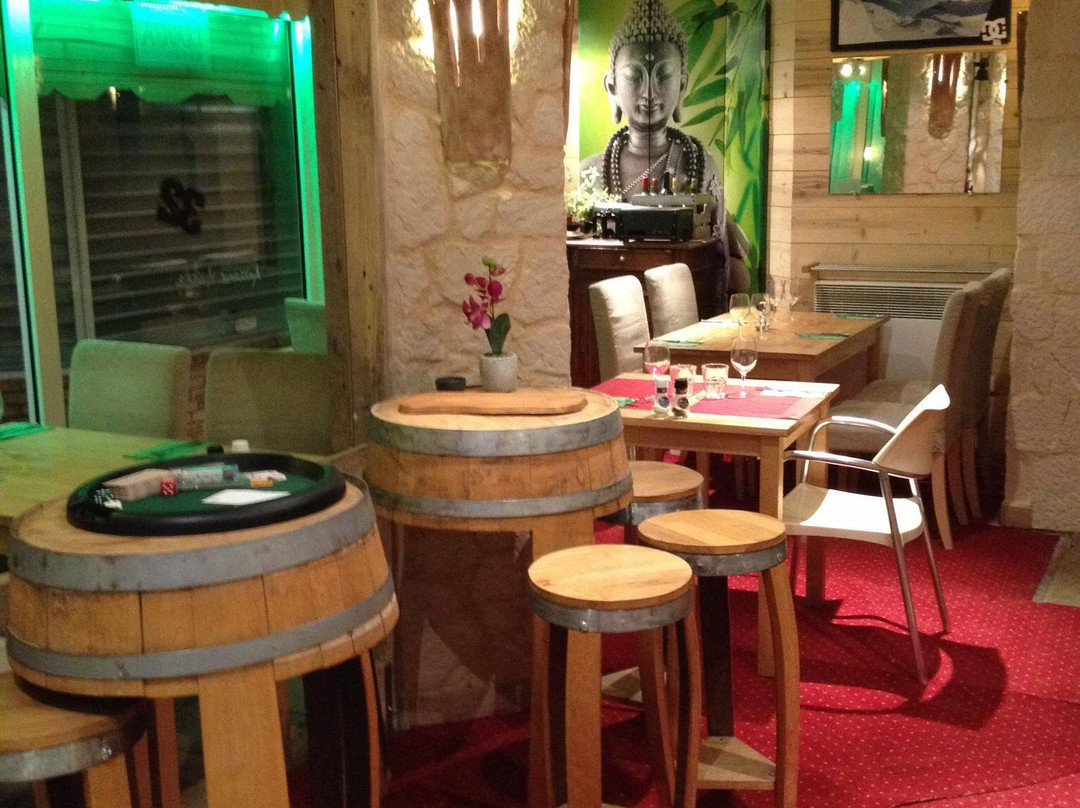Le Loona Café