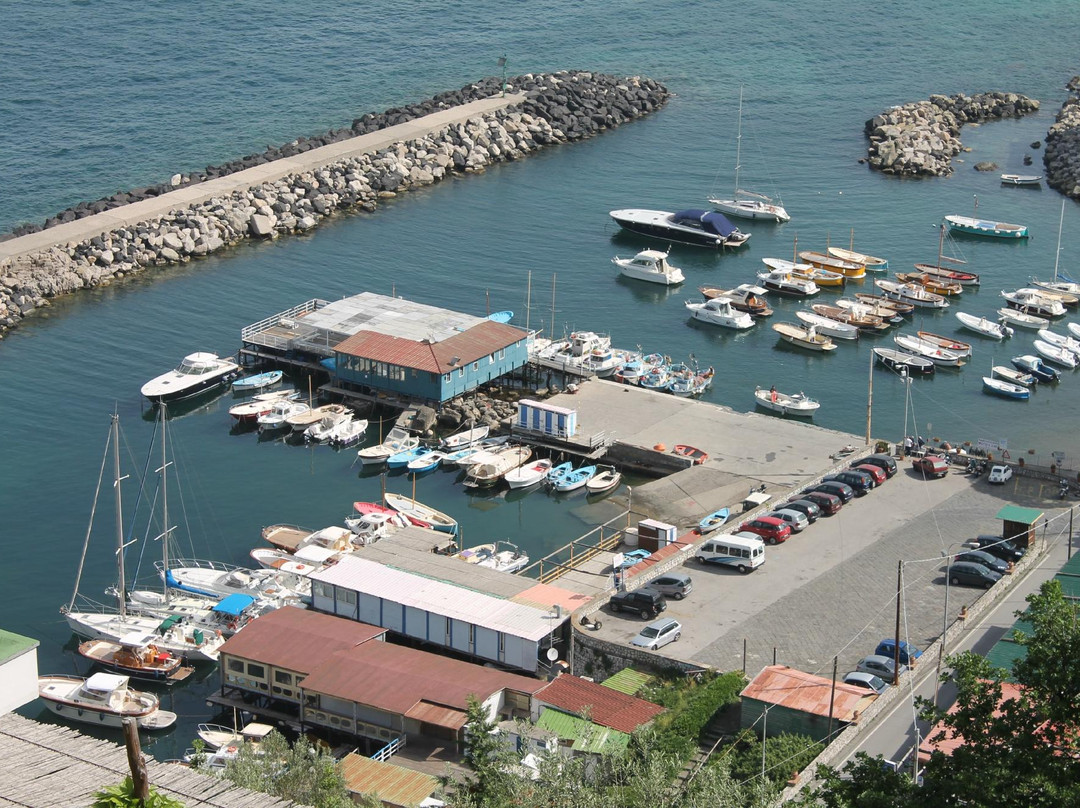 Marina della Lobra - Spiaggia e Borgo Marinaro景点图片