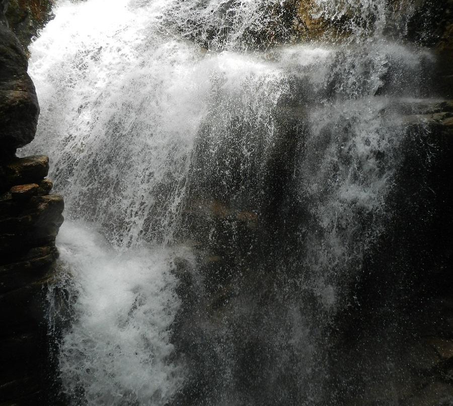 Avalanche Falls-弗朗科尼亚必去景点