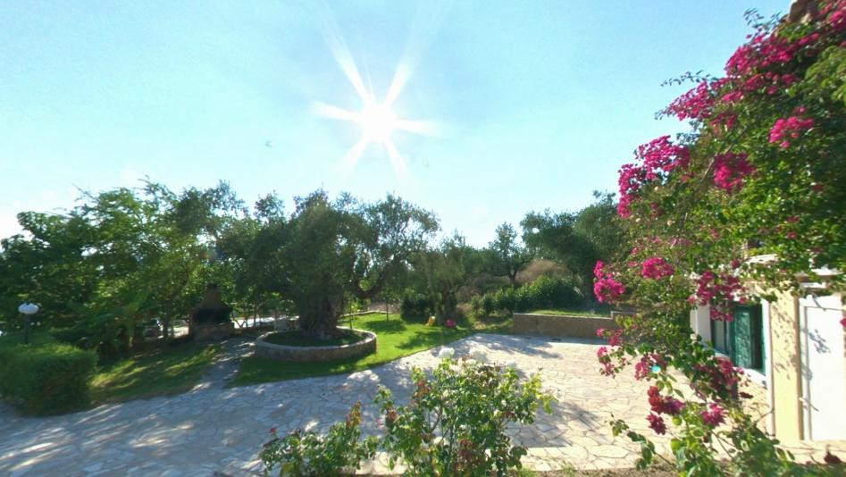 Akrotiri酒店住宿-Small Village