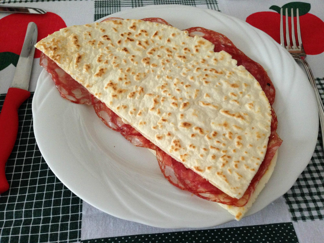 Perticara餐馆和美食-Barbarina Piada e Cassoni